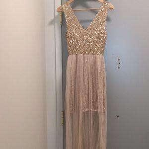 Beautiful gold dress